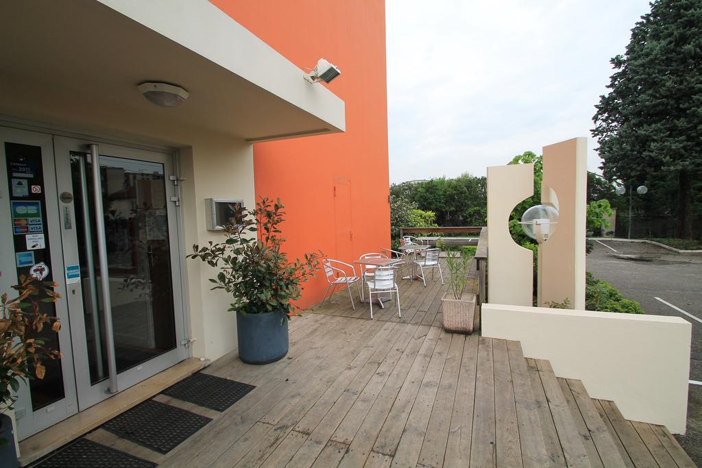 Adonis Lyon Est Hotel Artys Saint-Priest-en-Jarez Luaran gambar