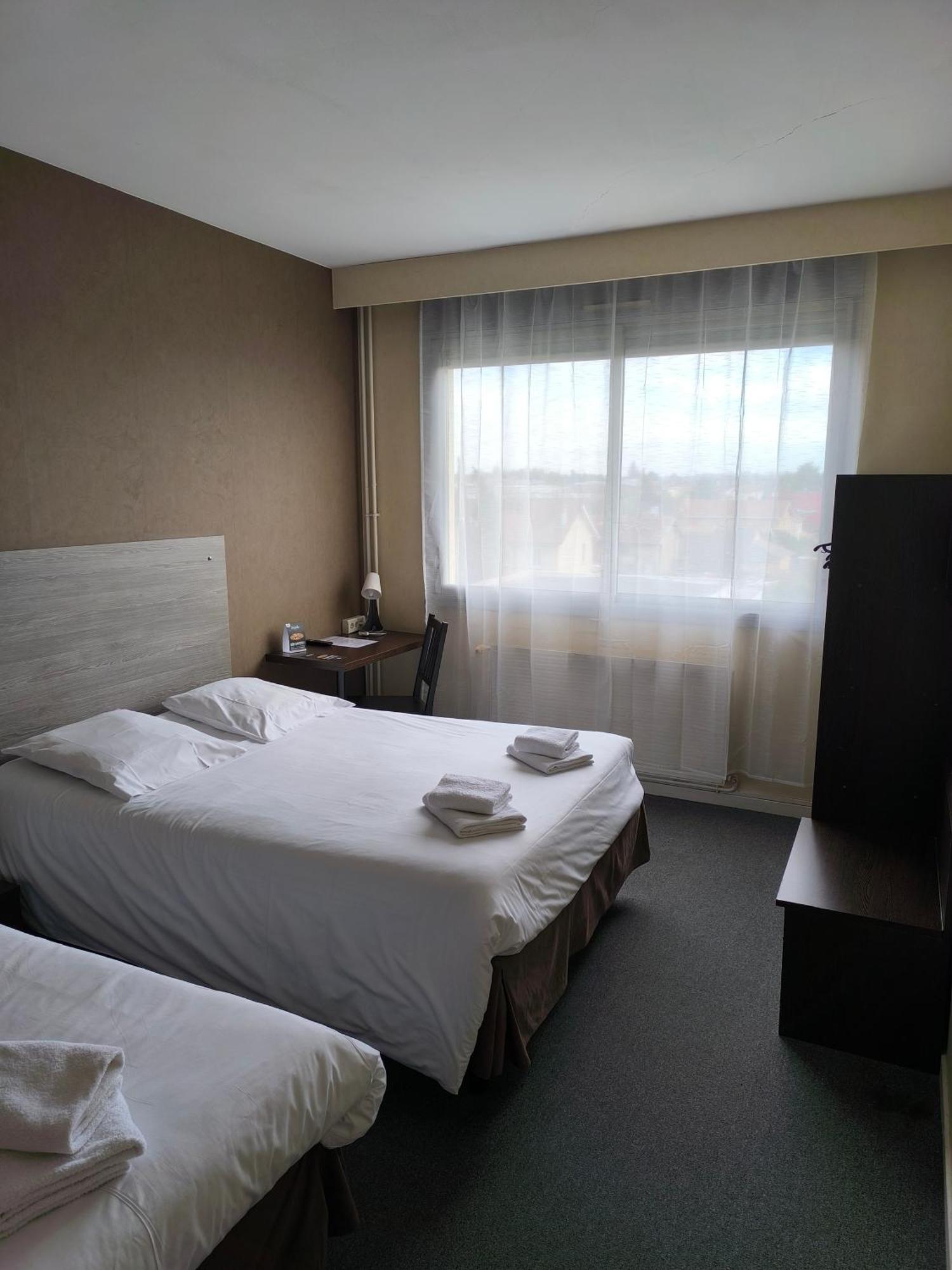 Adonis Lyon Est Hotel Artys Saint-Priest-en-Jarez Luaran gambar