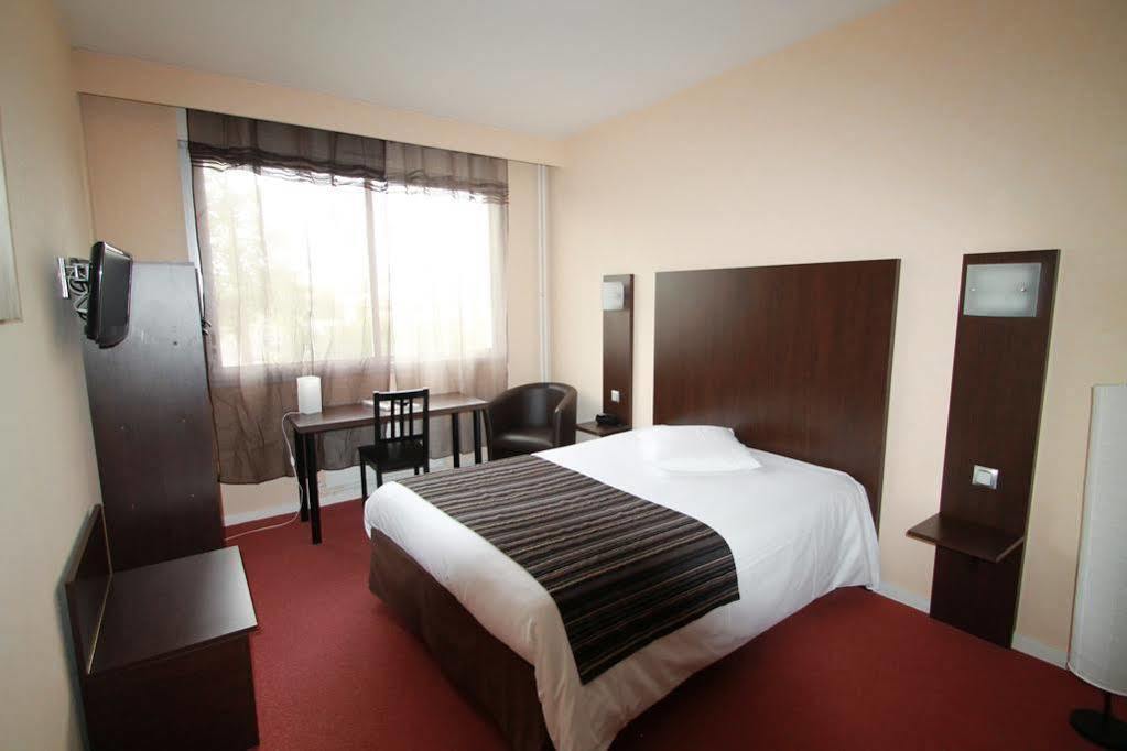 Adonis Lyon Est Hotel Artys Saint-Priest-en-Jarez Luaran gambar